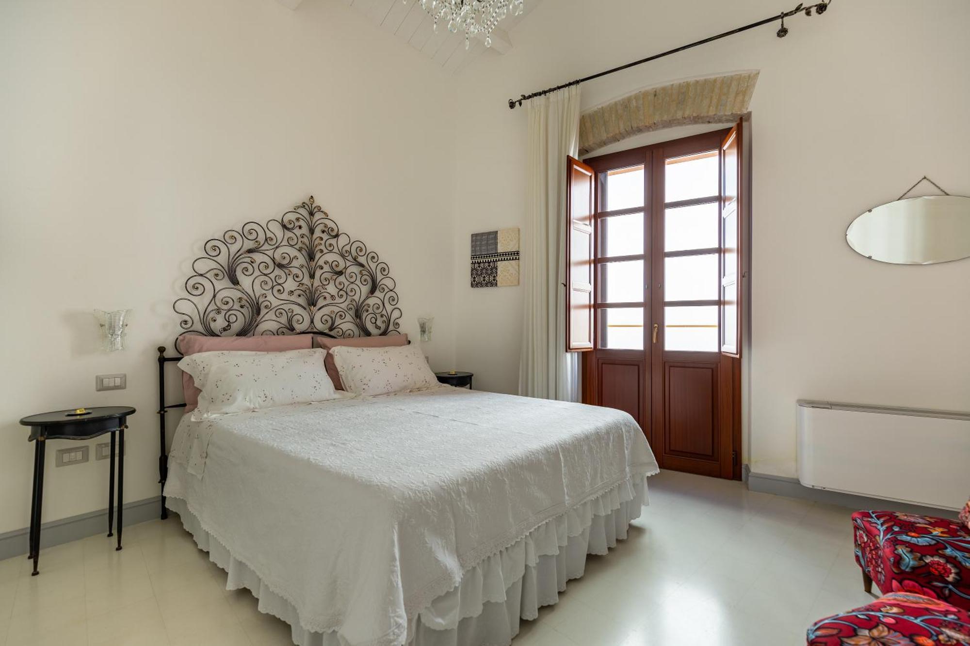 Апартаменты Mch-Marina Charming House Кальяри Экстерьер фото